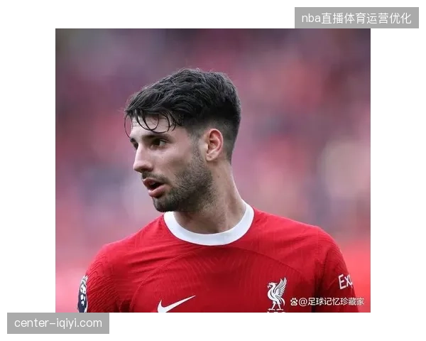 索博斯洛伊不仅贡献进球，更是利物浦前场高压逼抢体系的关键执行者